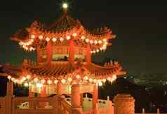 中国人寺庙晚上