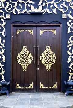 传统的马来语房子门
