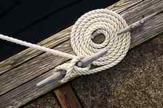 美丽的传得沸沸扬扬卷绳子船弓行航海领带