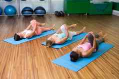 瑜伽类伸展运动健身工作室