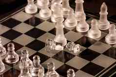白色女王打败了国际象棋