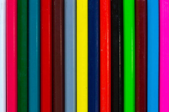垂直色彩斑斓的条纹五彩缤纷的木铅笔后台支持