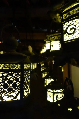 灯笼照明黑暗春日大社神社奈良日本