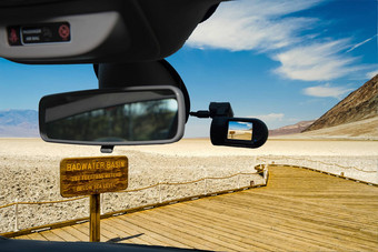 行车记录仪车相机视图Badwater盆地死亡谷美国