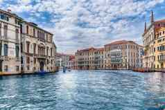 风景优美的体系结构大运河威尼斯意大利