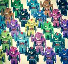 很多颜色机器人人群
