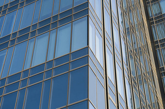 反射天空窗户建筑的角度来看低估角视图现代玻璃建筑摩天大<strong>楼</strong>蓝色的天空窗户业务逻辑层办公室<strong>企业</strong>建筑