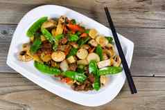 中国人切片牛肉蔬菜菜准备好了吃