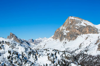 dolomities冬天山滑雪度假胜地