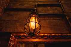 古董光灯泡热切的注视灯丝成形灯笼