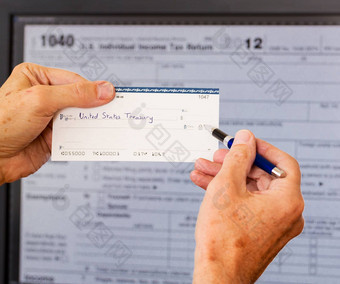 美国税形式一年检查