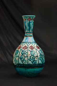 东方古董陶瓷花瓶