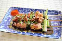 日本厨房烤红烧的串日式烧鸡