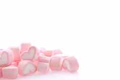 粉红色的心棉花糖孤立的白色背景