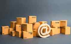 很多盒子电子邮件象征商业购物在线发展互联网网络贸易广告服务电子商务销售货物服务在线交易平台