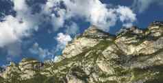 riva的加尔达意大利欧洲8月视图山