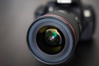 数码单反相机相机孤立的黑色的背景黑色的数码单反相机相机