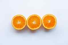 新鲜的橙色柑橘类水果孤立的白色背景前