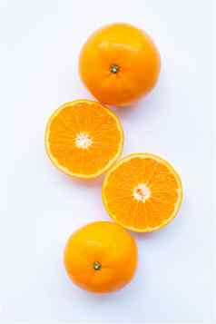 新鲜的橙色柑橘类水果白色