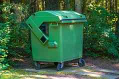 绿色容器家庭浪费绿色木