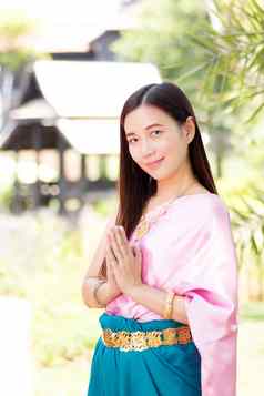 亚洲女人穿传统的泰国文化古董风格泰国文化泰国传统的西装泰国古董泰国女人泰国衣服泰国