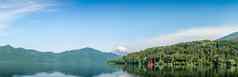 湖芦之山富士