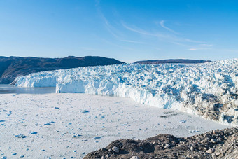 格陵兰岛冰川前面埃奇冰川西格陵兰岛又名伊卢利萨特冰川