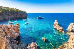 岛风景马略卡岛美丽的海边湾爱定她的海滩西班牙地中海海