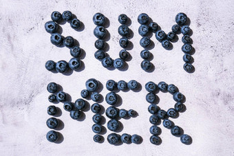 夏天<strong>登记</strong>排蓝莓水果浆果素食者<strong>健康</strong>的吃概念夏天文本创建蓝莓超级食物