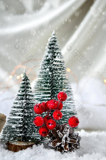 圣诞节树香槟<strong>彩色</strong>的<strong>丝绸</strong>背景白色雪时尚的装饰圣诞节假期庆祝活动一年概念问候卡