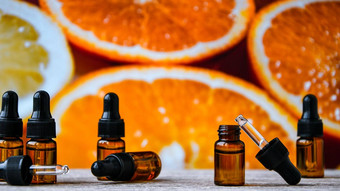 瓶至关重要的石油橙子木背景块橙子替代医学