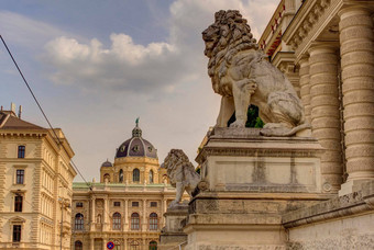 狮子雕像宫正义维也纳