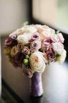 美丽的时尚的婚礼花束玫瑰婚礼装饰