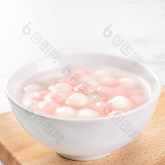 唐元汤圆美味的红色的白色大米饺子球小碗亚洲传统的节日食物中国人冬天<strong>冬至</strong>节日关闭