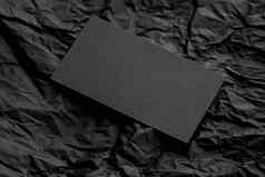 空白黑色的业务卡模型黑暗平铺背景奢侈品品牌企业身份设计
