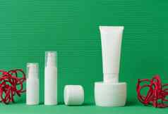 Jar瓶空白色塑料管化妆品包装奶油过来这里血清广告产品促销活动模拟