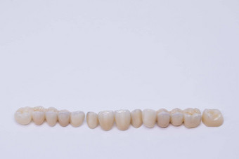牙科桥孤立的wite使陶瓷瓷审美恢复牙损失陶瓷锆金属免费的陶瓷牙科冠