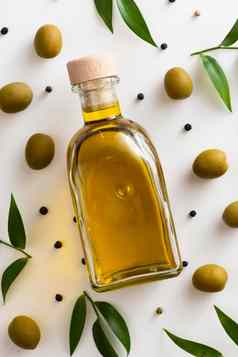 橄榄石油瓶表格高质量照片
