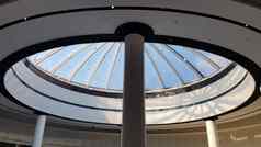 当代艺术玻璃金属屋顶背景玻璃圆顶几何细节