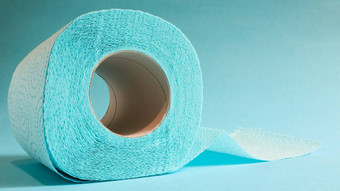 蓝色的卷现代厕所。。。纸蓝色的背景纸产品纸板袖卫生目的纤维素图样容易撕裂压花画