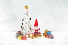 圣诞节问候卡圣诞老人Gnome背景礼物雪圣诞节象征
