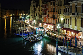 大运河晚上威尼斯