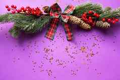 圣诞节装饰闪光星星紫色的背景一年假期情绪Copyspace平躺