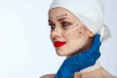 肖像女人红色的嘴唇塑料手术操作只肩膀工作室生活方式