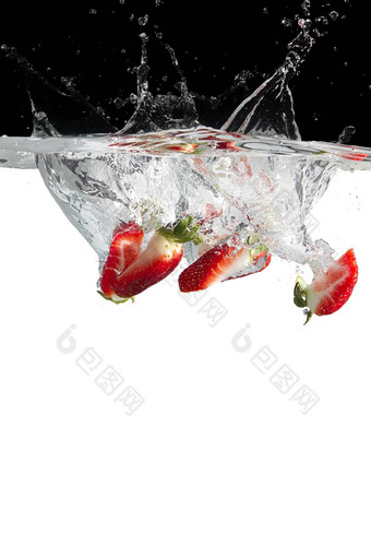 草莓块水