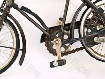 铁自行车模型孤立的白色背景