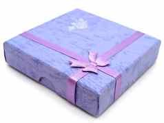 紫罗兰色的礼物盒子