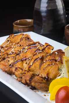 日本厨房炸鸡背景