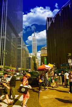 纽约城市6月游客走城市街道