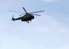 军事直升机经验丰富的参与空气显示